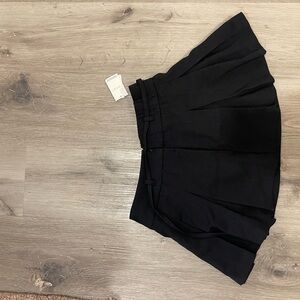 Hollister Black Pleated Skort